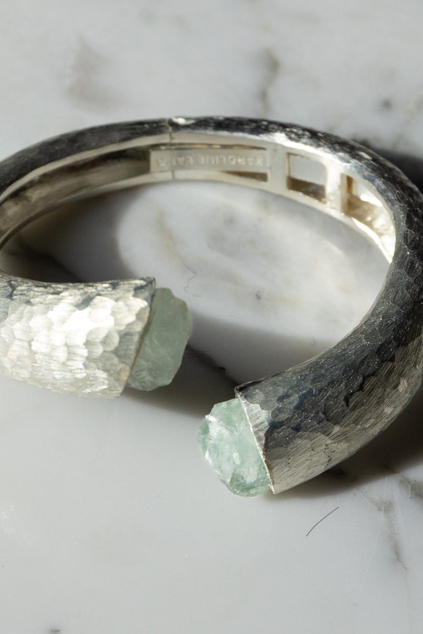 C-bracelet with Agate Stone