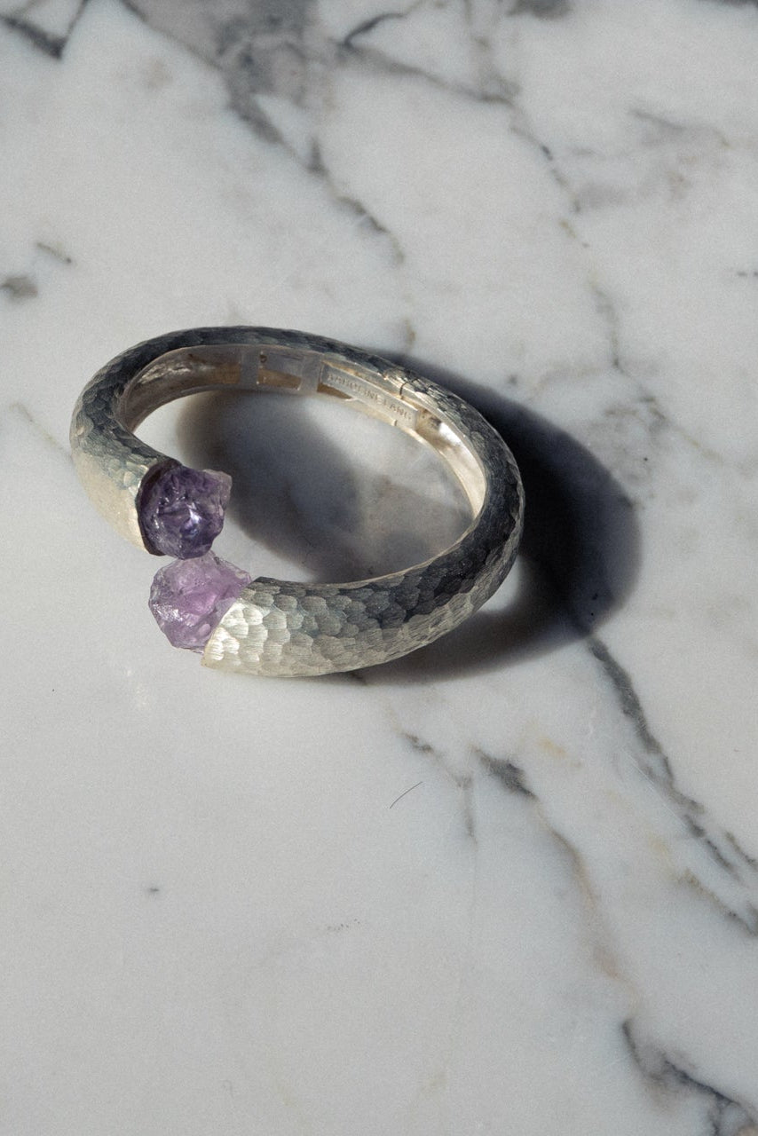 C-bracelet with Amethyst Stone